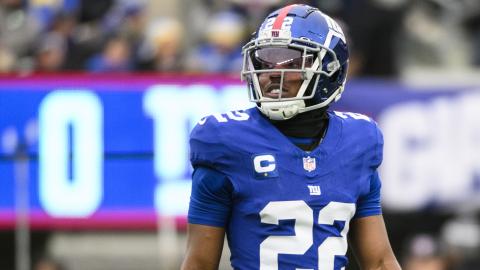 As OTAs get underway, 12 New York Giants free agents are still unsigned.